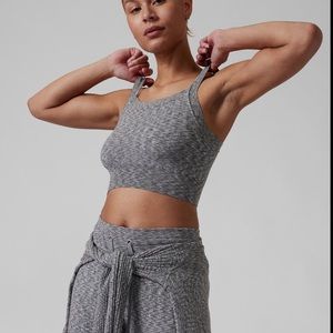 Athleta Revolve pants Size M